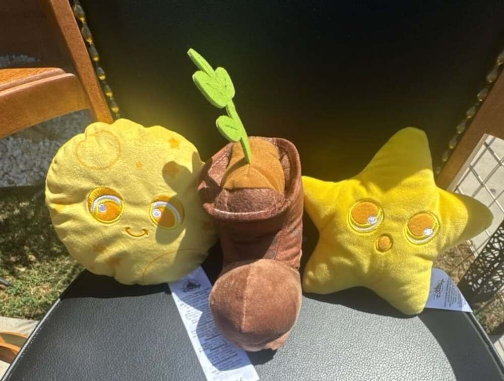 Disney Pixar La Luna Full Moon, Star, and Boot with Plant 3-Piece Plush Set